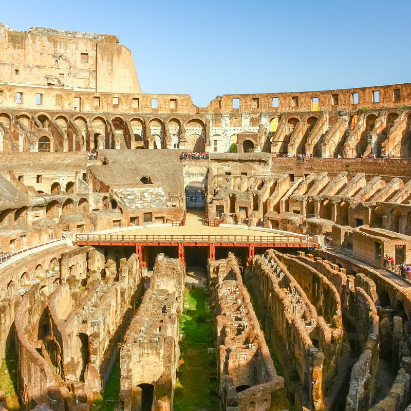 Foto all'interno del Colosseo a Roma